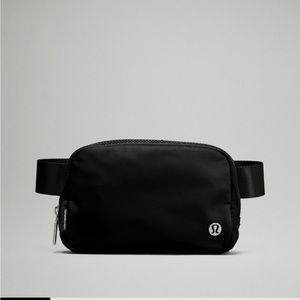 Lululemon belt bag